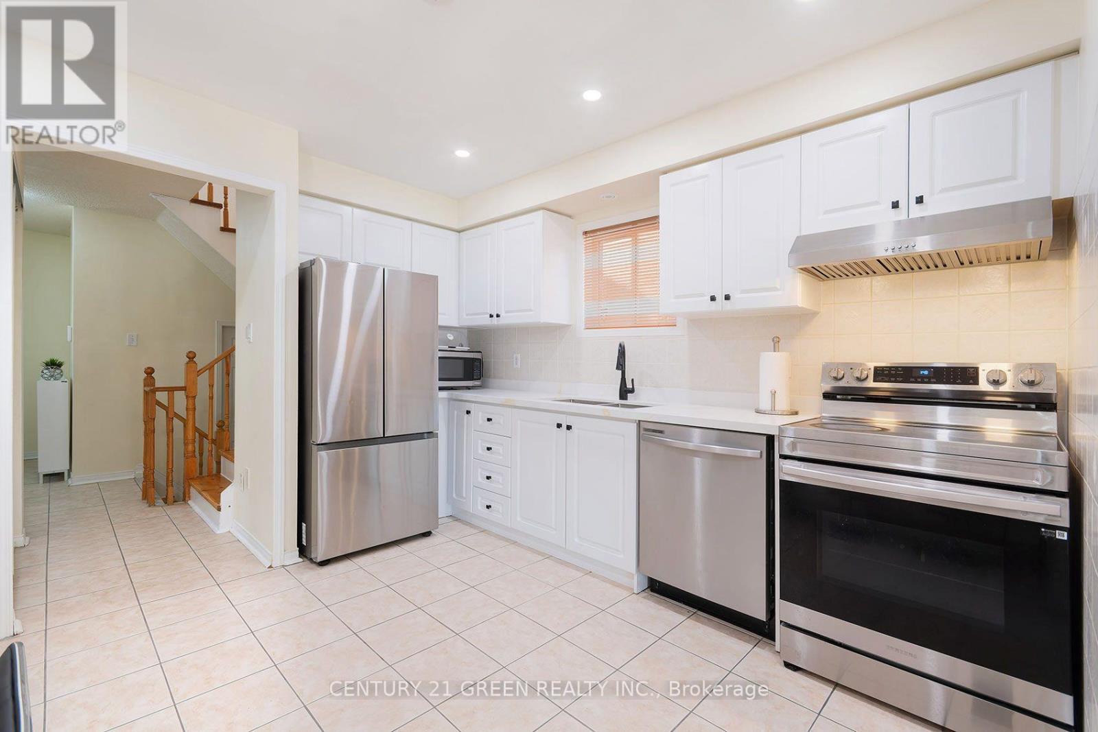 5806 Mersey Street Property Photo 11