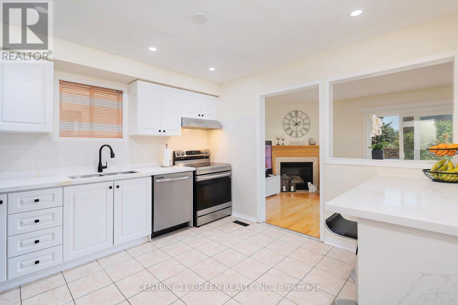 5806 Mersey Street Property Photo 13
