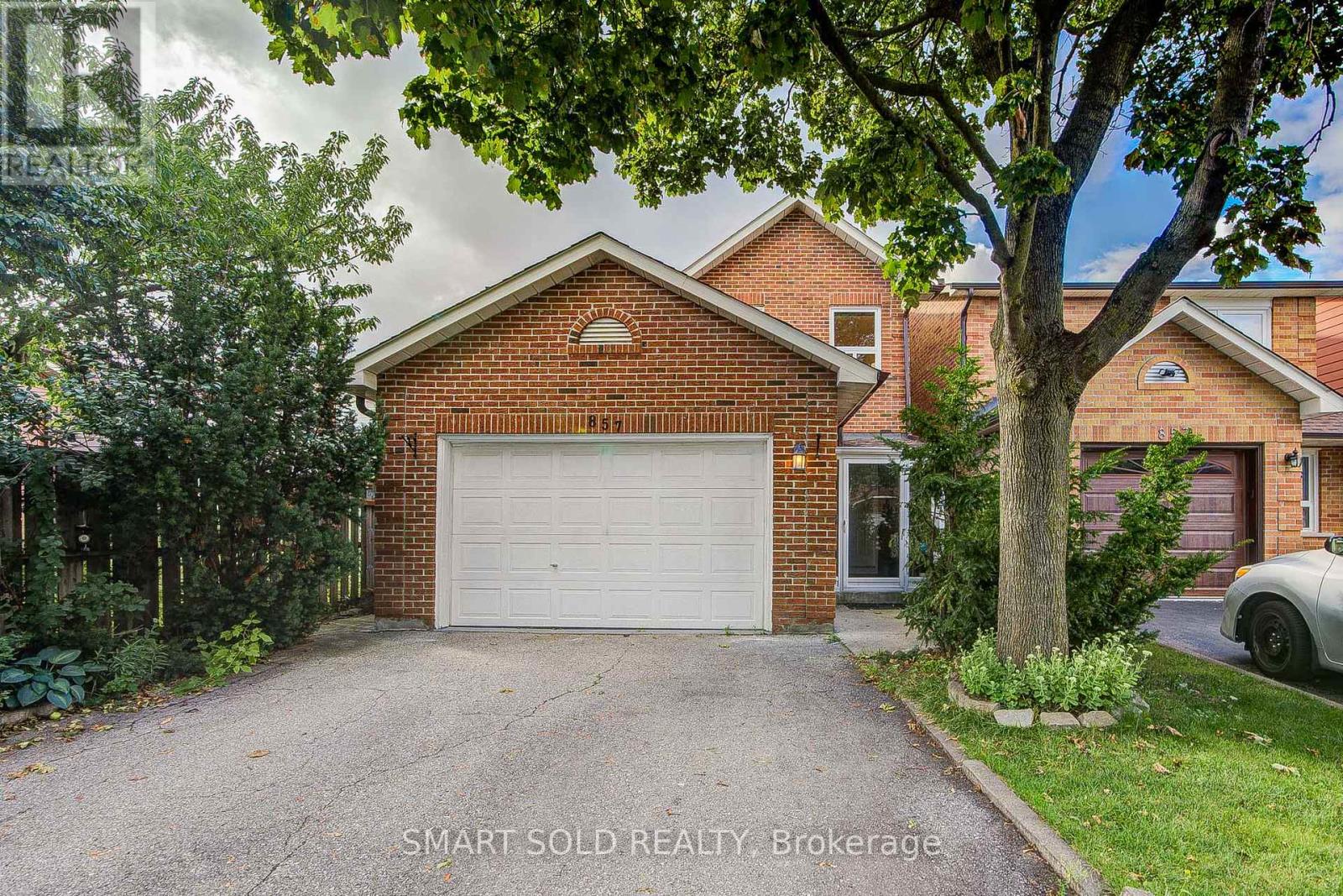 857 Messenger Meadow Drive Property Photo 1
