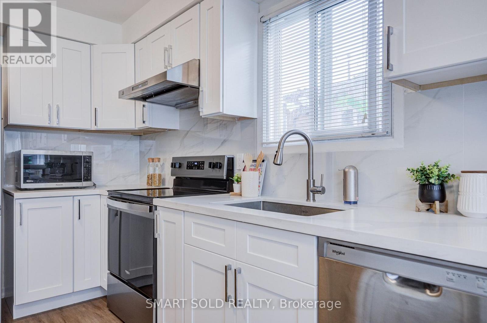 857 Messenger Meadow Drive Property Photo 14