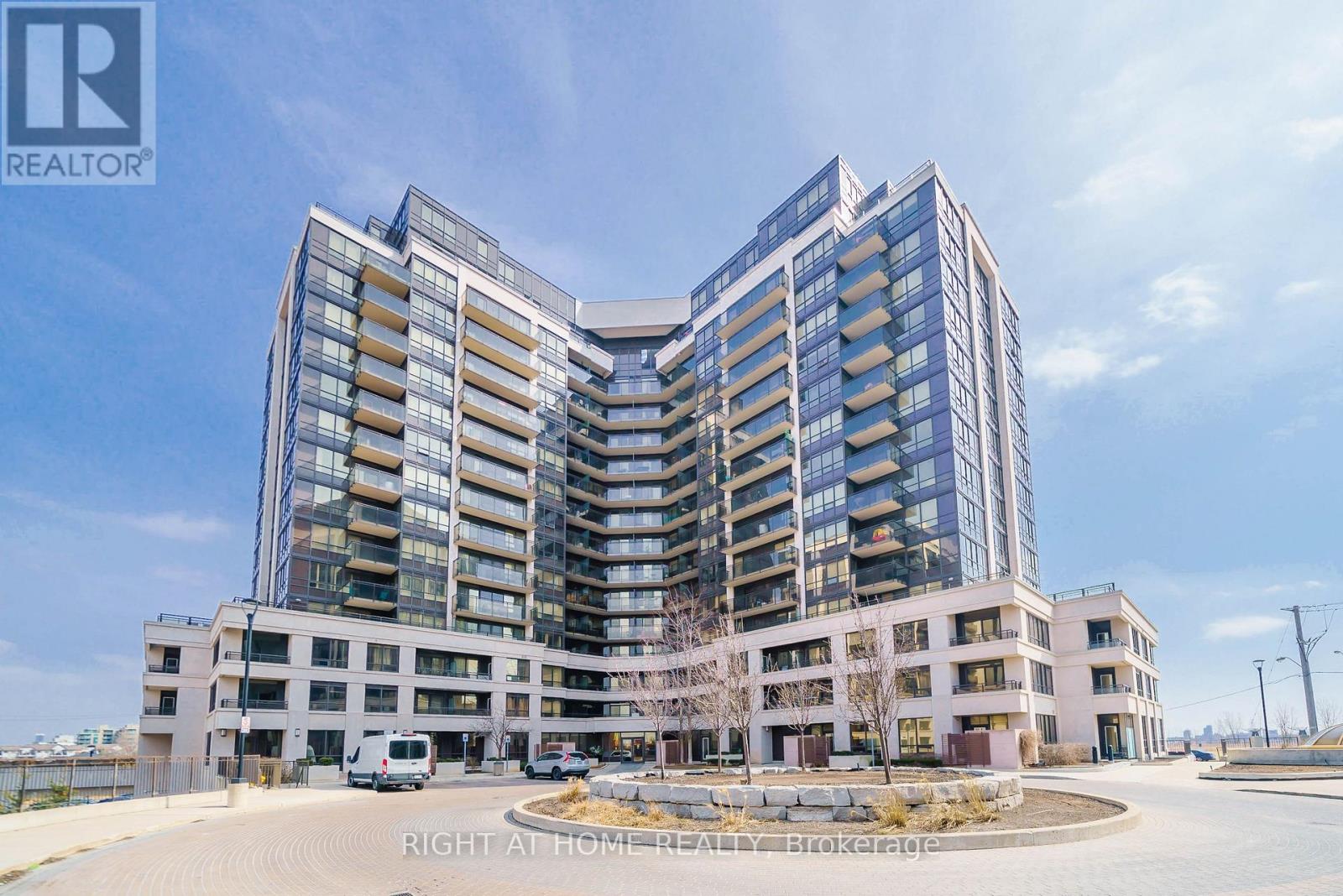 305 - 1060 SHEPPARD AVENUE W Property Photo 1