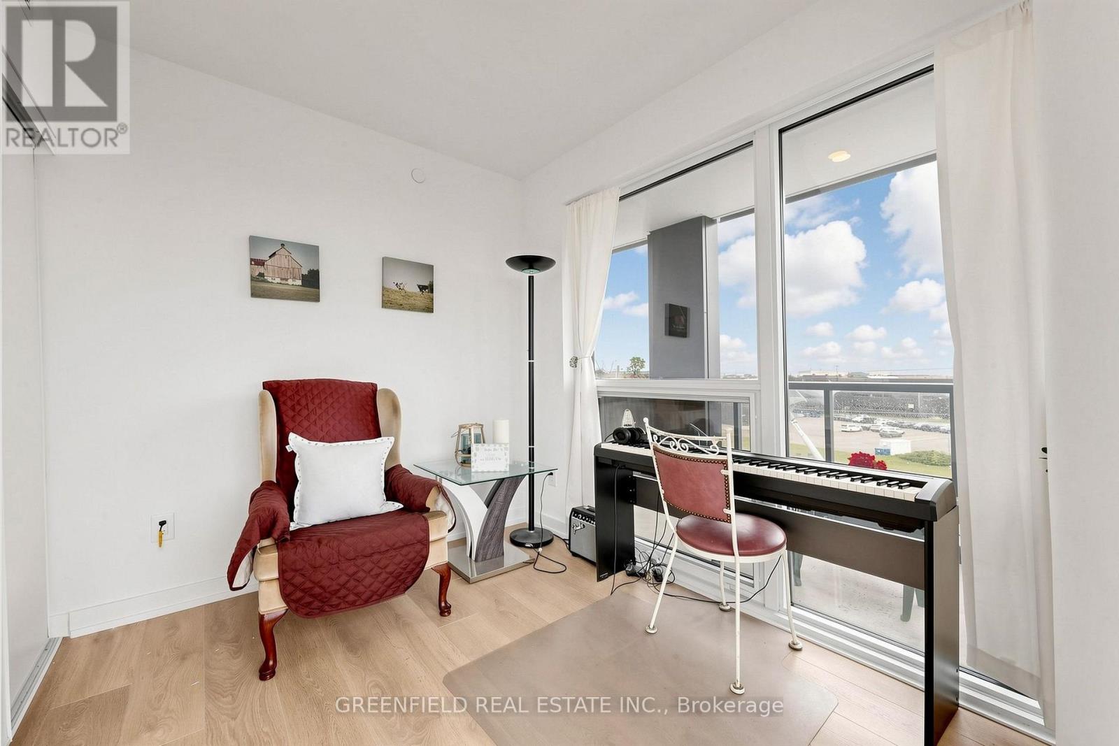 626 - 1100 Sheppard Avenue W Property Photo 17
