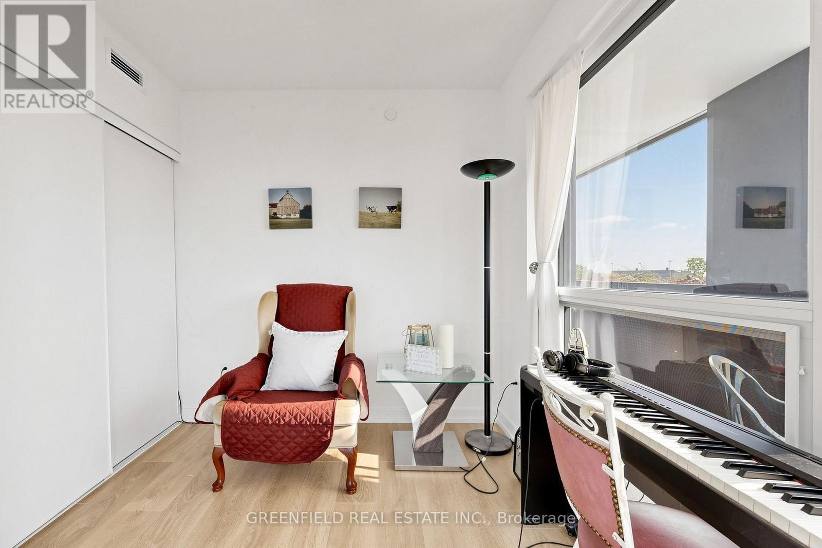 626 - 1100 Sheppard Avenue W Property Photo 19