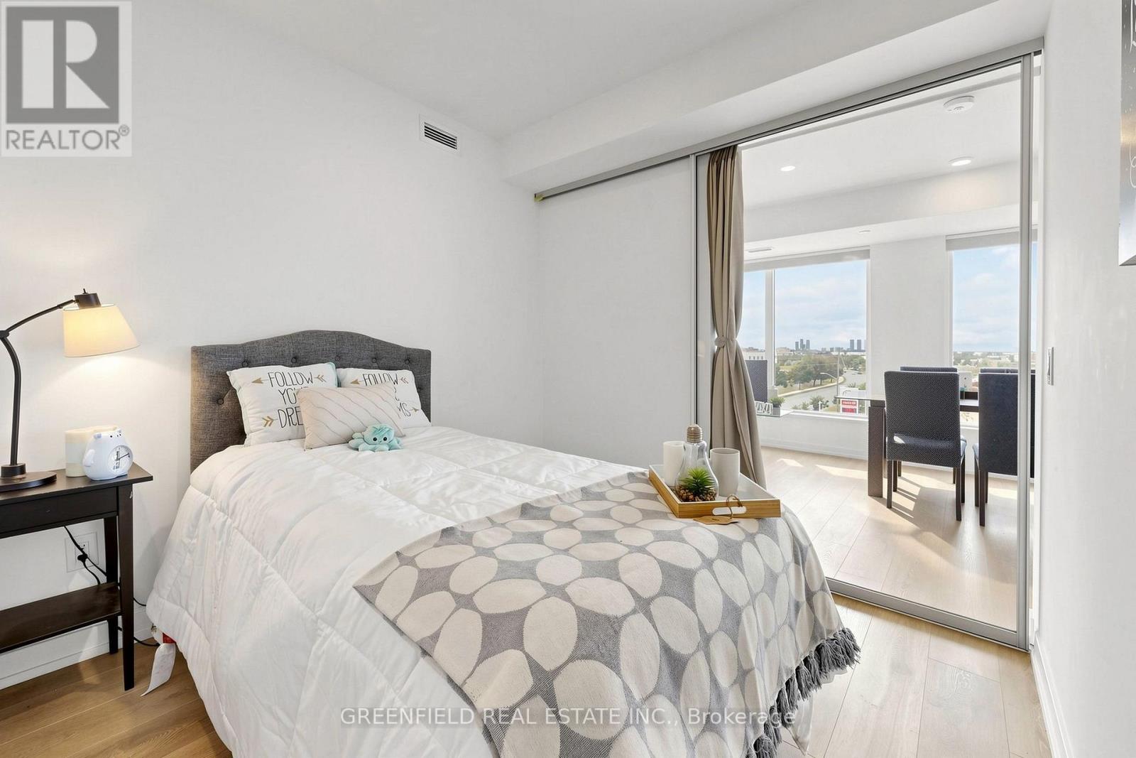 626 - 1100 Sheppard Avenue W Property Photo 20