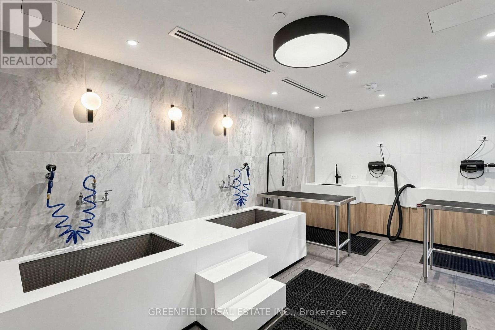 626 - 1100 Sheppard Avenue W Property Photo 44
