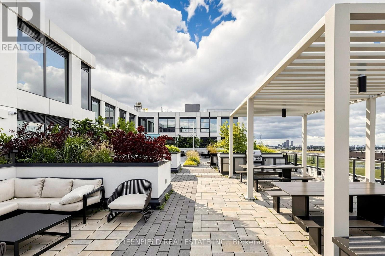 626 - 1100 Sheppard Avenue W Property Photo 48