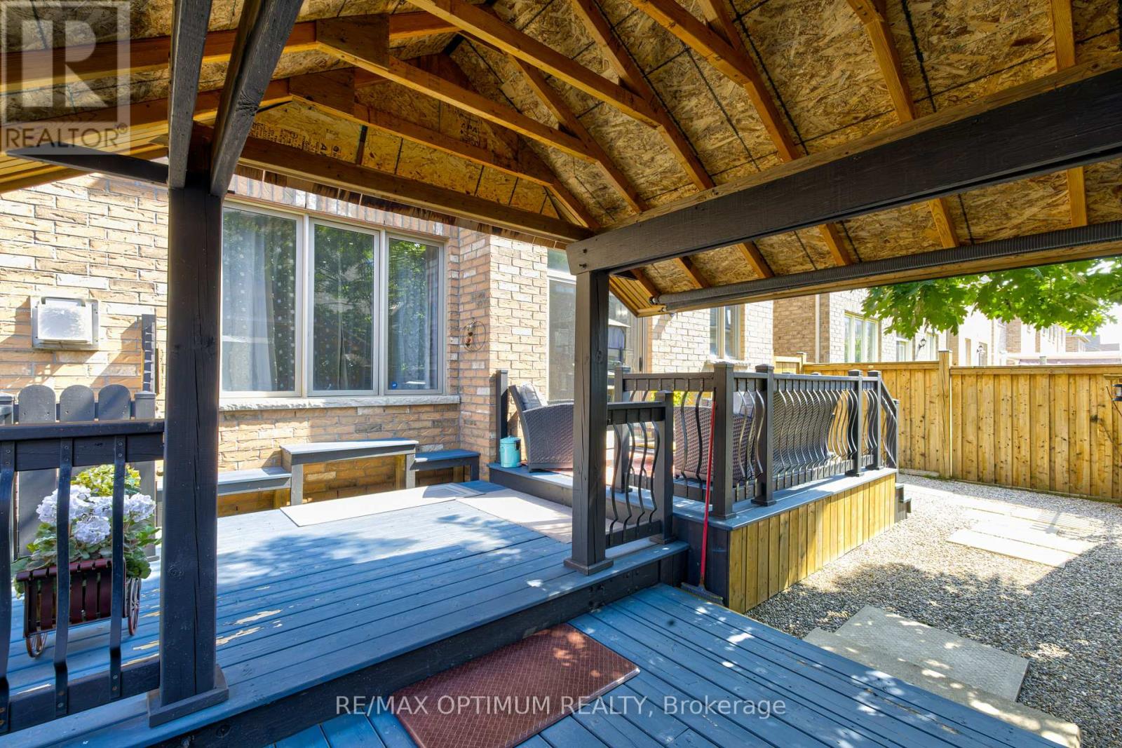 274 Buick Boulevard Property Photo 45
