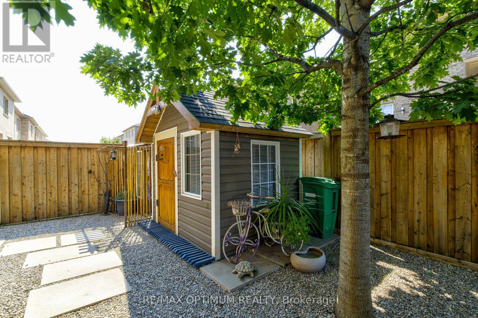 274 Buick Boulevard Property Photo 46