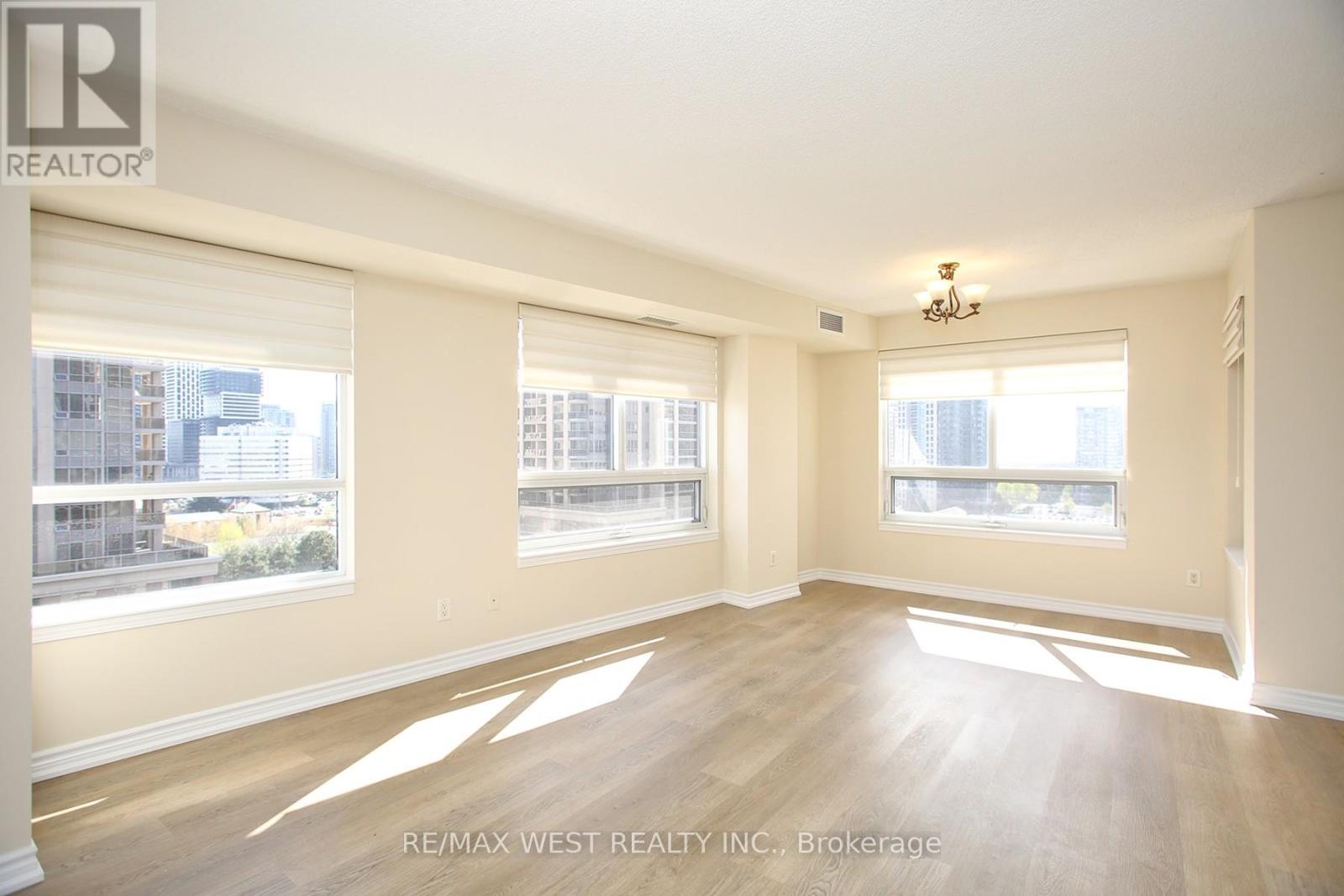 1101 - 350 Princess Royal Drive Property Photo 16