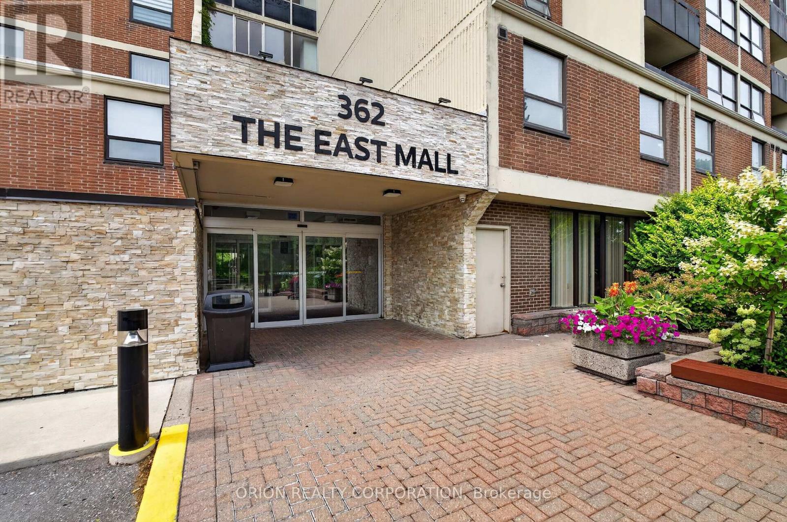 309 - 362 The East Mall Property Photo 2