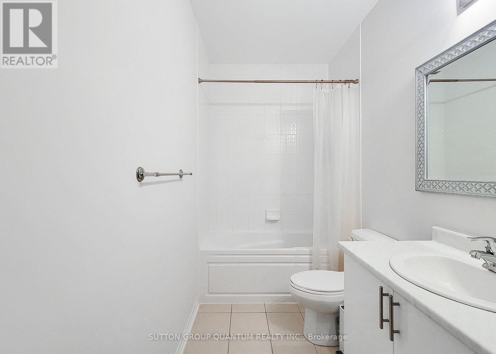 206 - 1206 Main Street E Property Photo 26