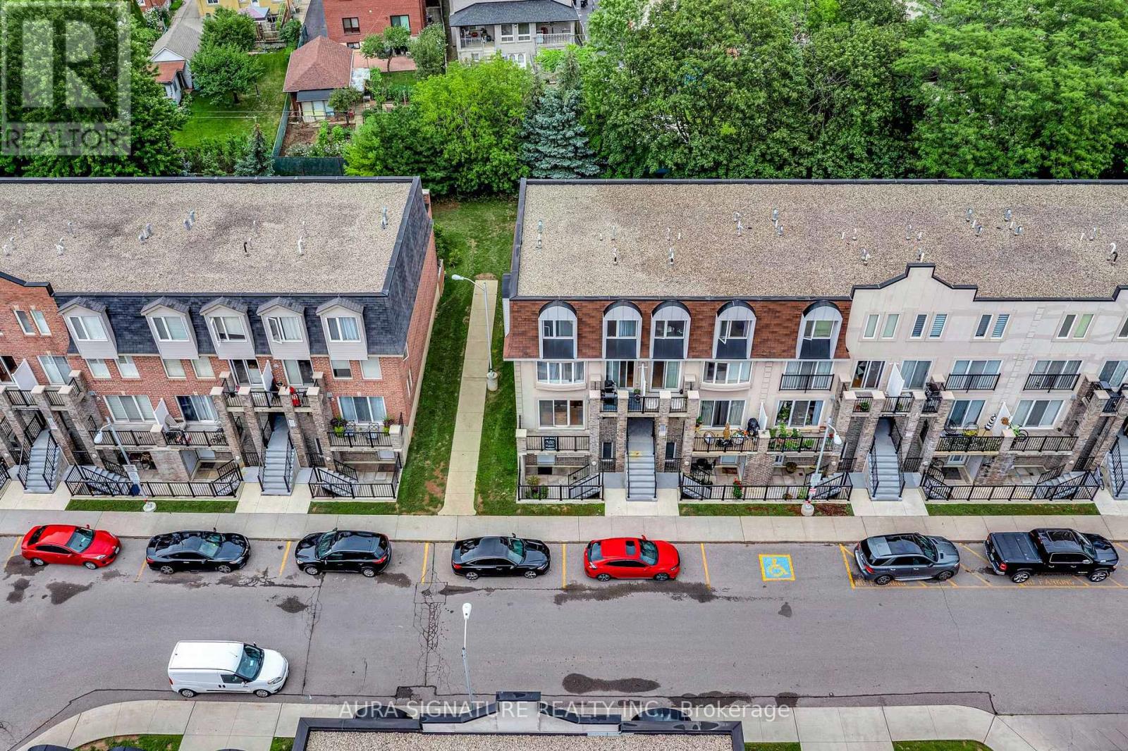 2142 - 105 George Appleton Way Property Photo 1