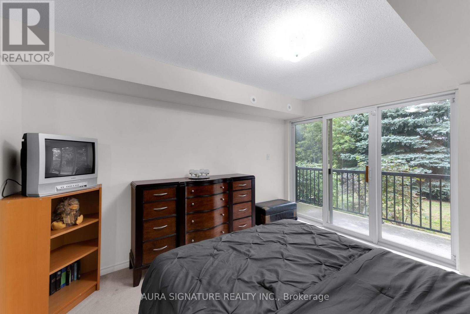 2142 - 105 George Appleton Way N Property Photo 19