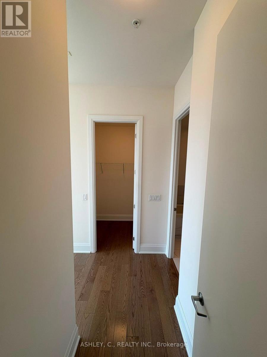 807 - 2480 Prince Michael Drive Property Photo 20