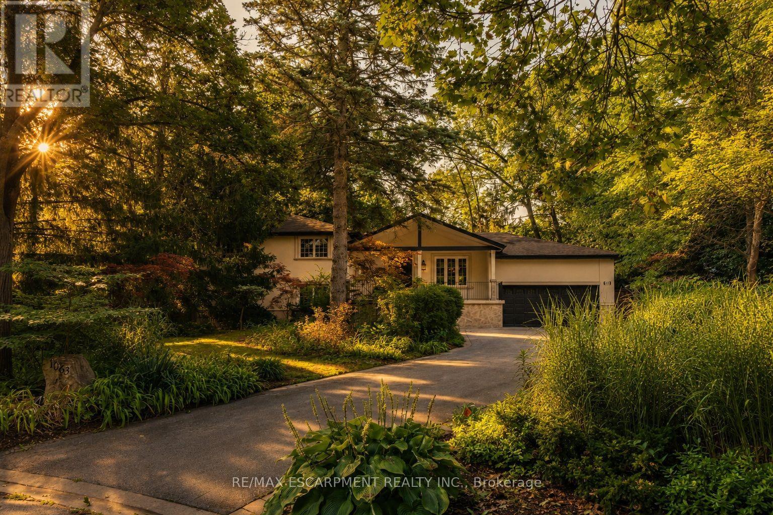 1063 GREENOAKS DRIVE Property Photo 1