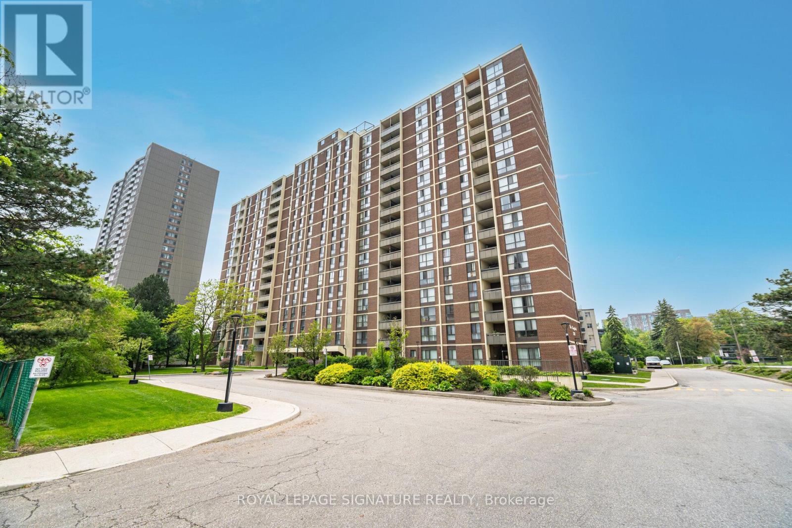 1003 - 3170 Kirwin Avenue Photo de la propriété 1