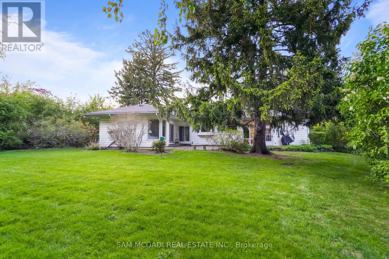 512 Bob O Link Property Photo 4