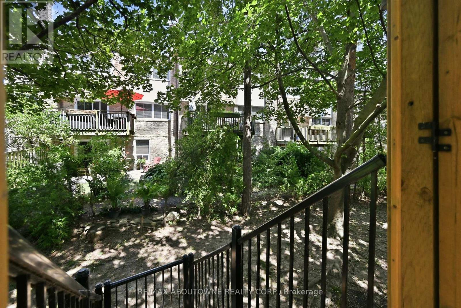 25 Southwind Terrace Property Photo 21