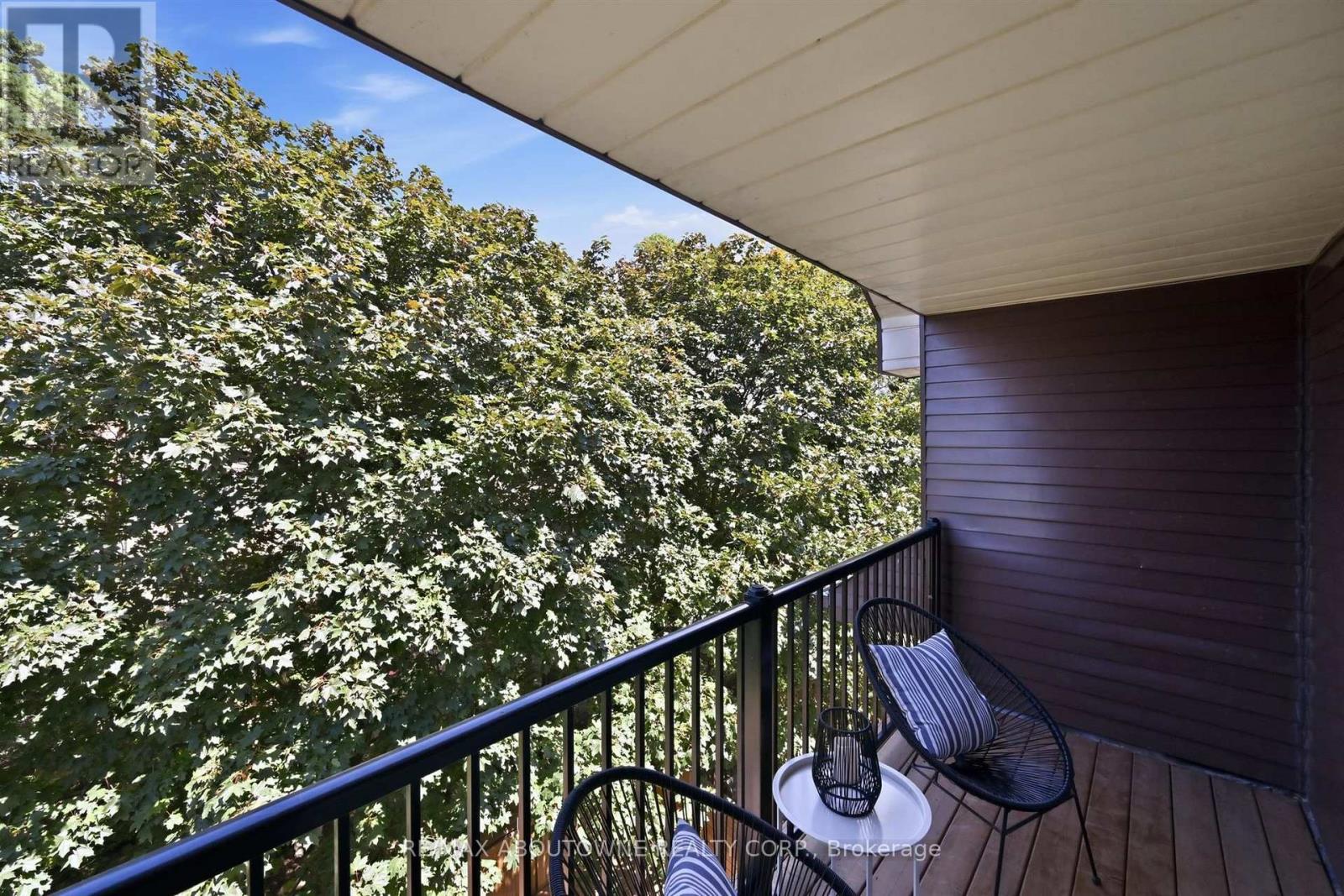 25 Southwind Terrace Property Photo 35