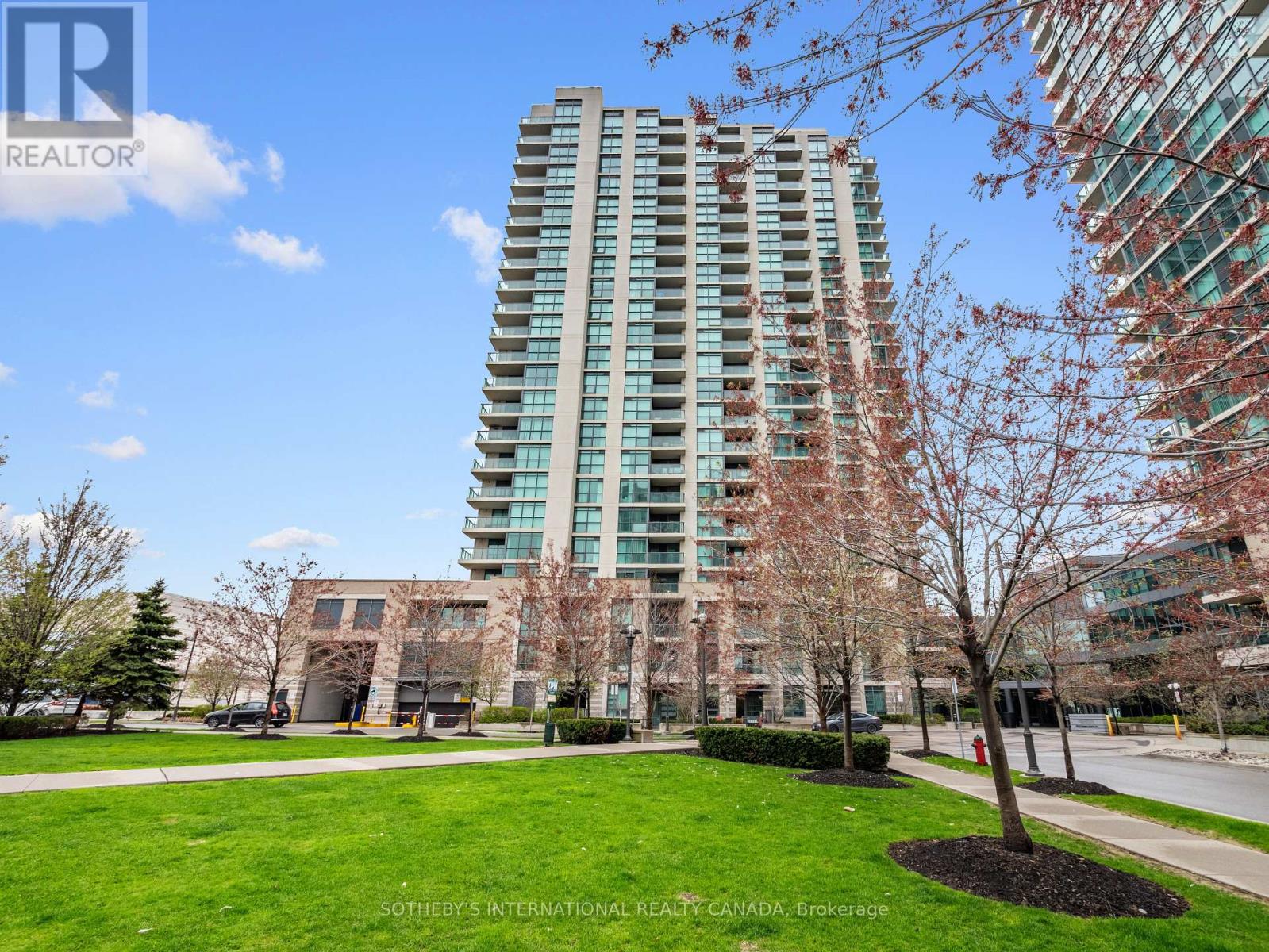 206 - 205 Sherway Gardens Road Property Photo 1