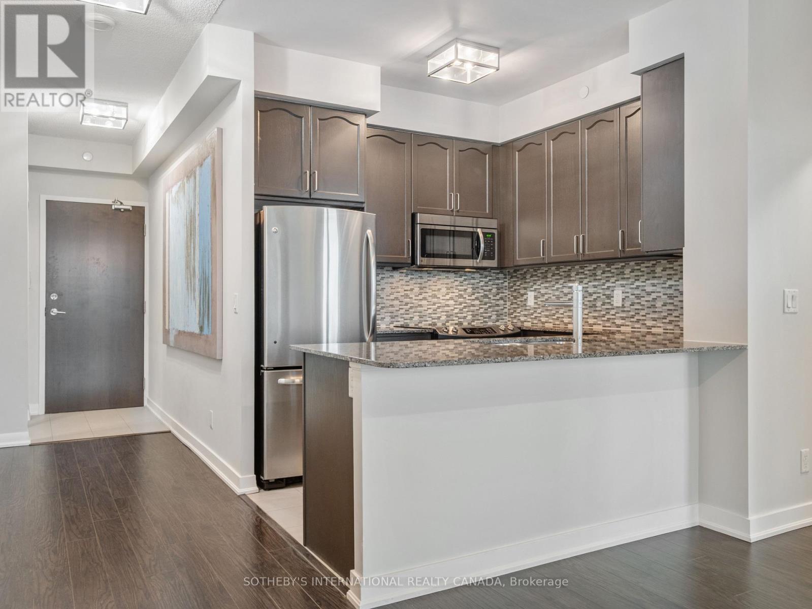 206 - 205 Sherway Gardens Road Property Photo 8