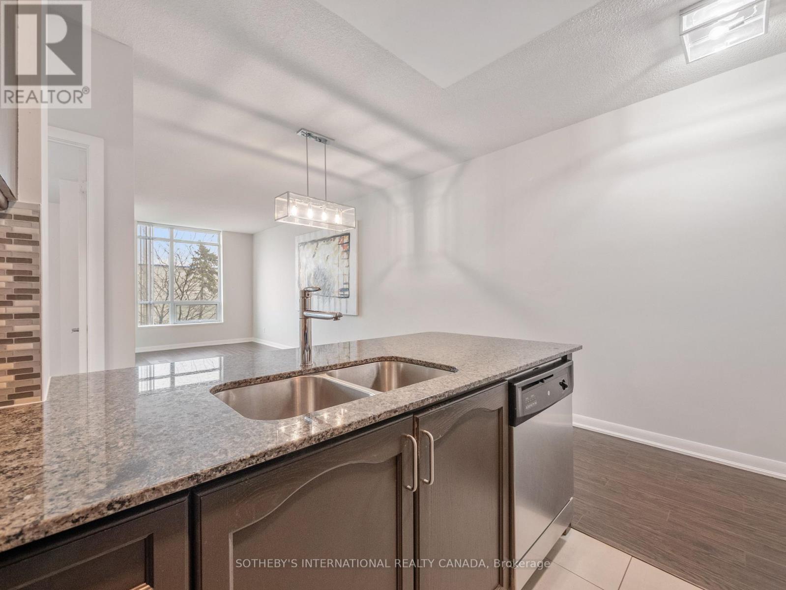 206 - 205 Sherway Gardens Road Property Photo 13