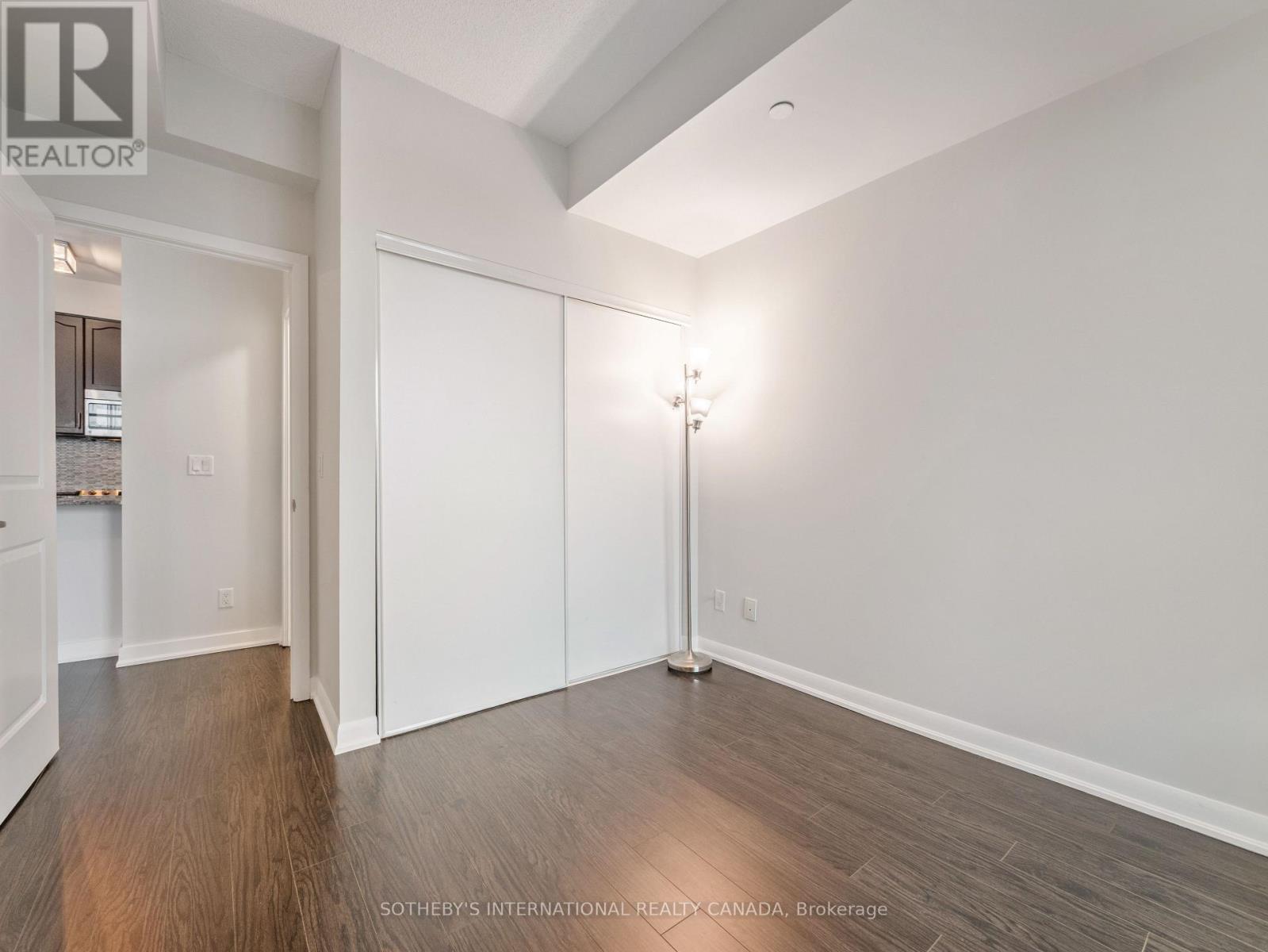 206 - 205 Sherway Gardens Road Property Photo 17