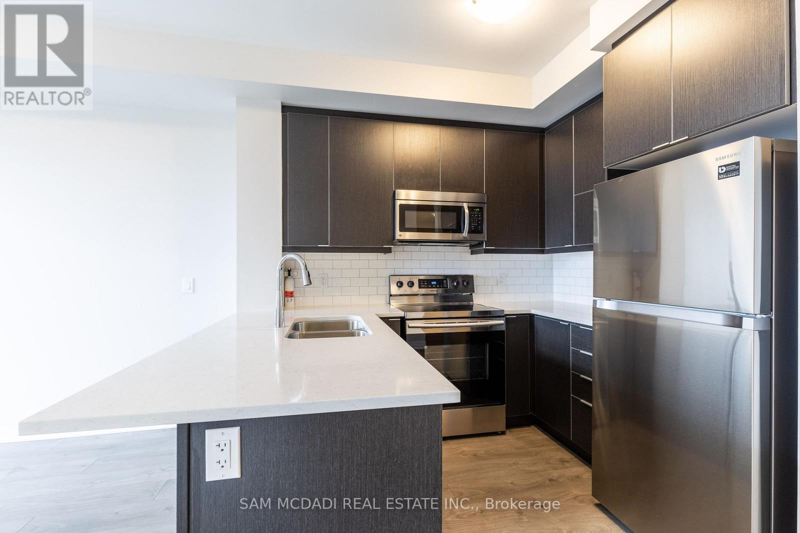 319 - 1105 Leger Way Property Photo 9