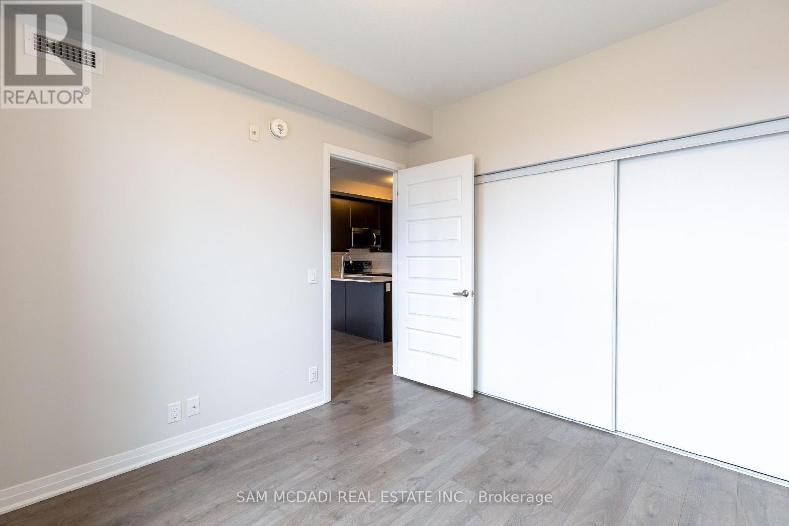 319 - 1105 Leger Way Property Photo 20