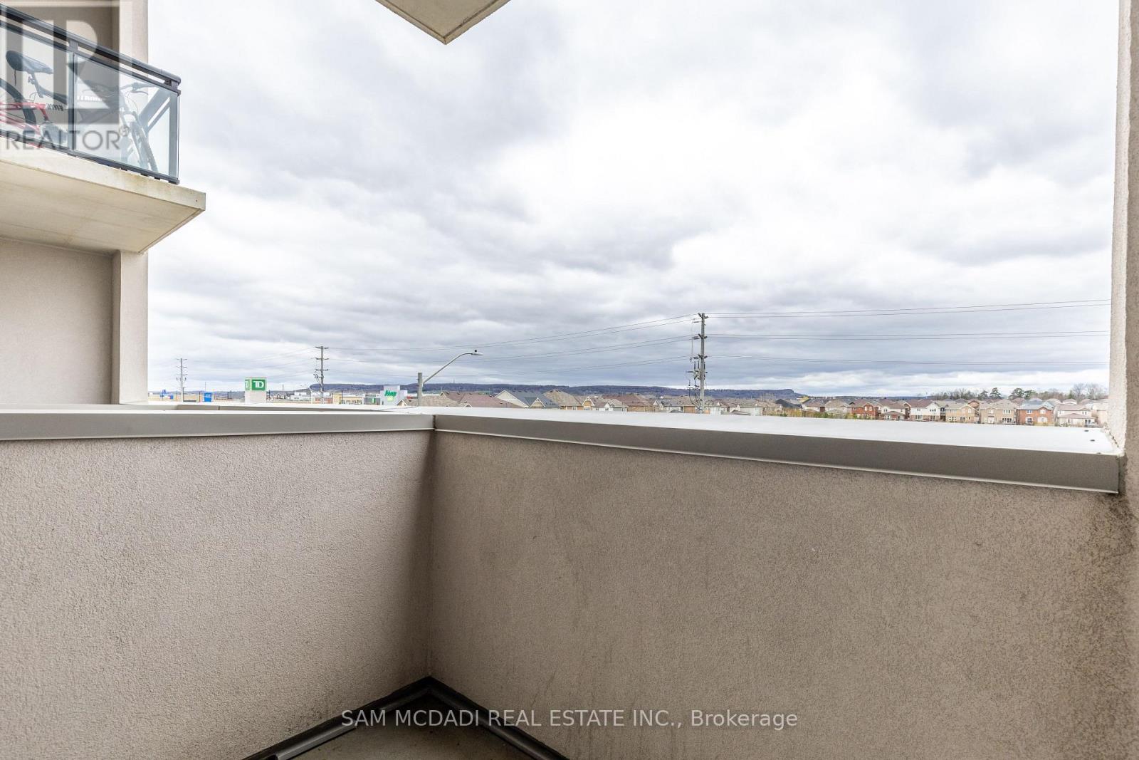 319 - 1105 Leger Way Property Photo 21