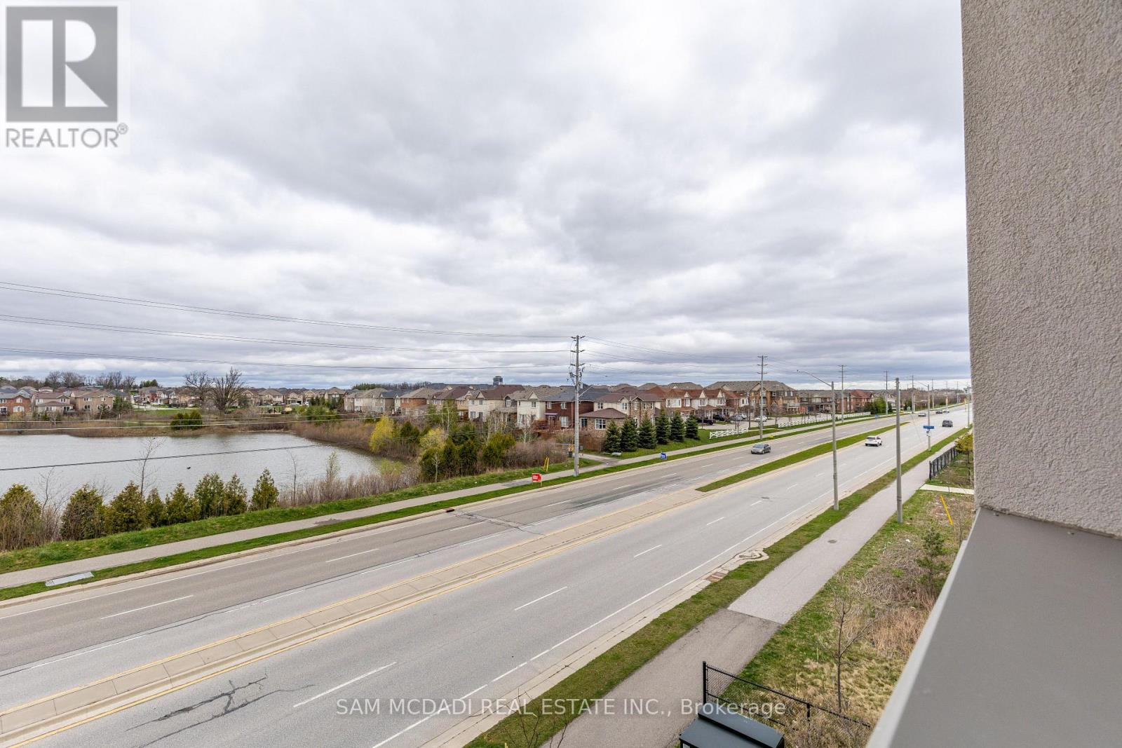 319 - 1105 Leger Way Property Photo 25