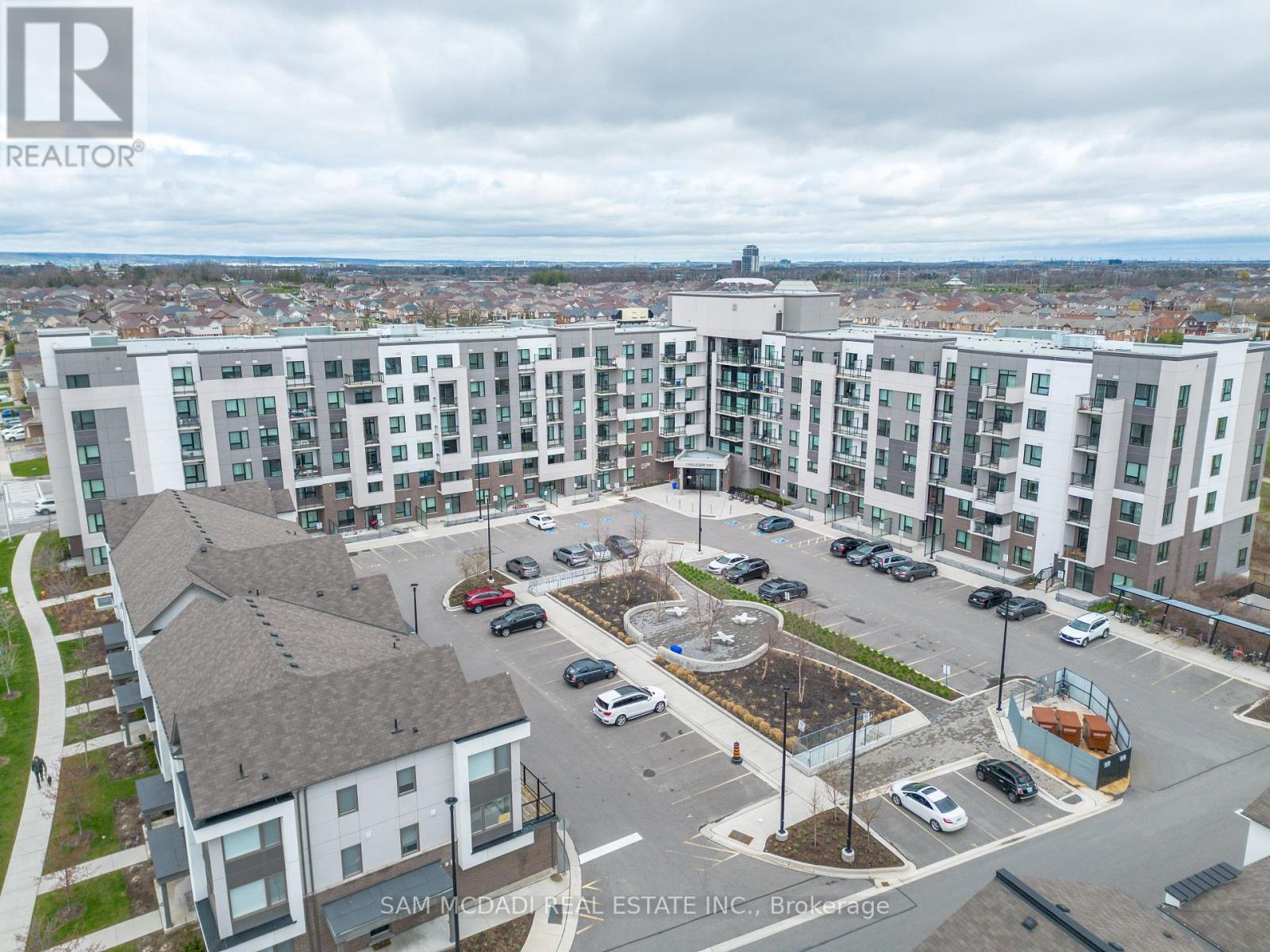 319 - 1105 Leger Way Property Photo 30