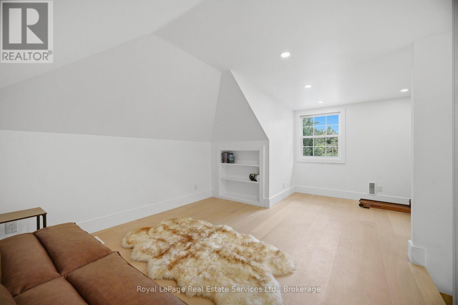 947 Glenwood Avenue Property Photo 24