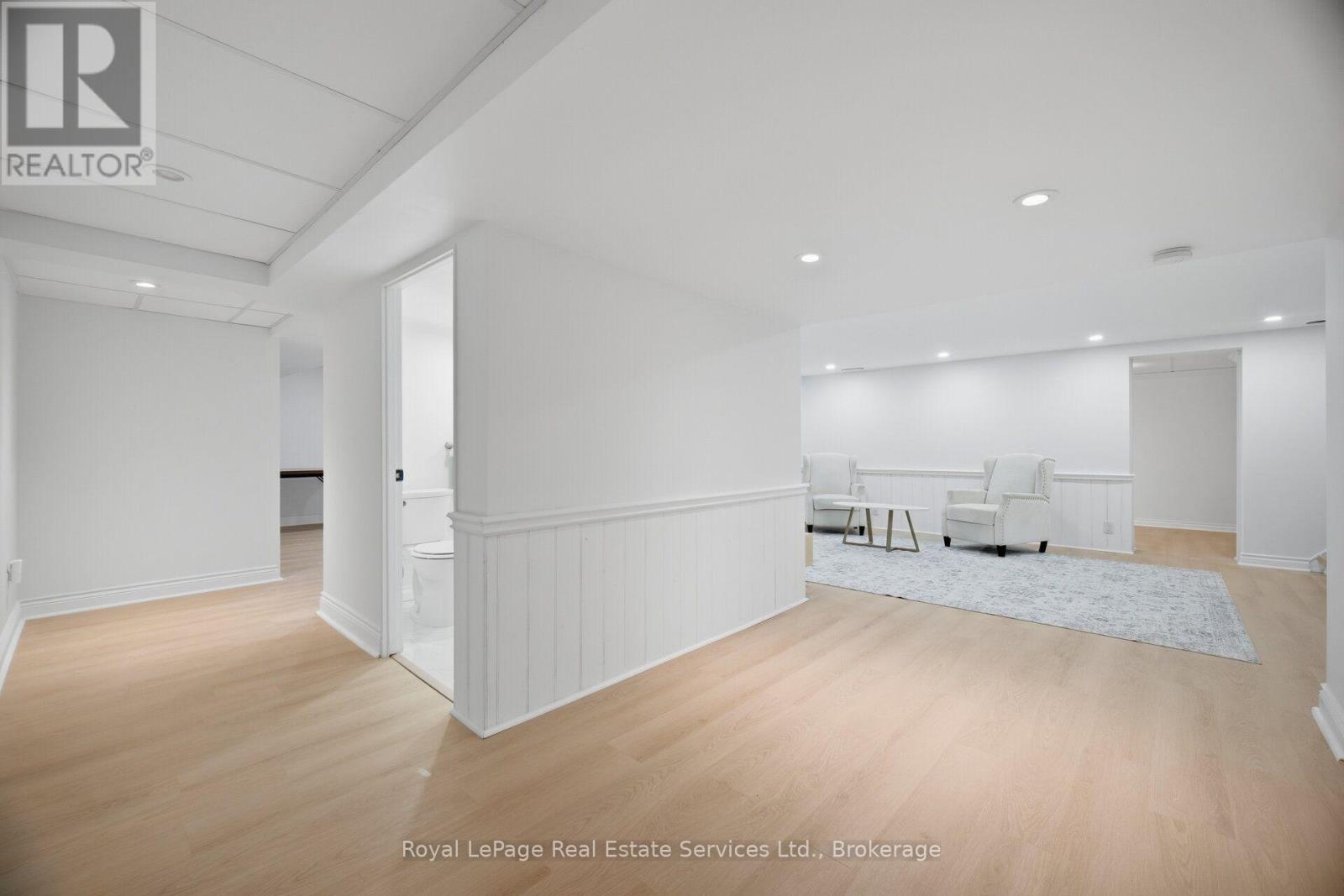 947 Glenwood Avenue Property Photo 33
