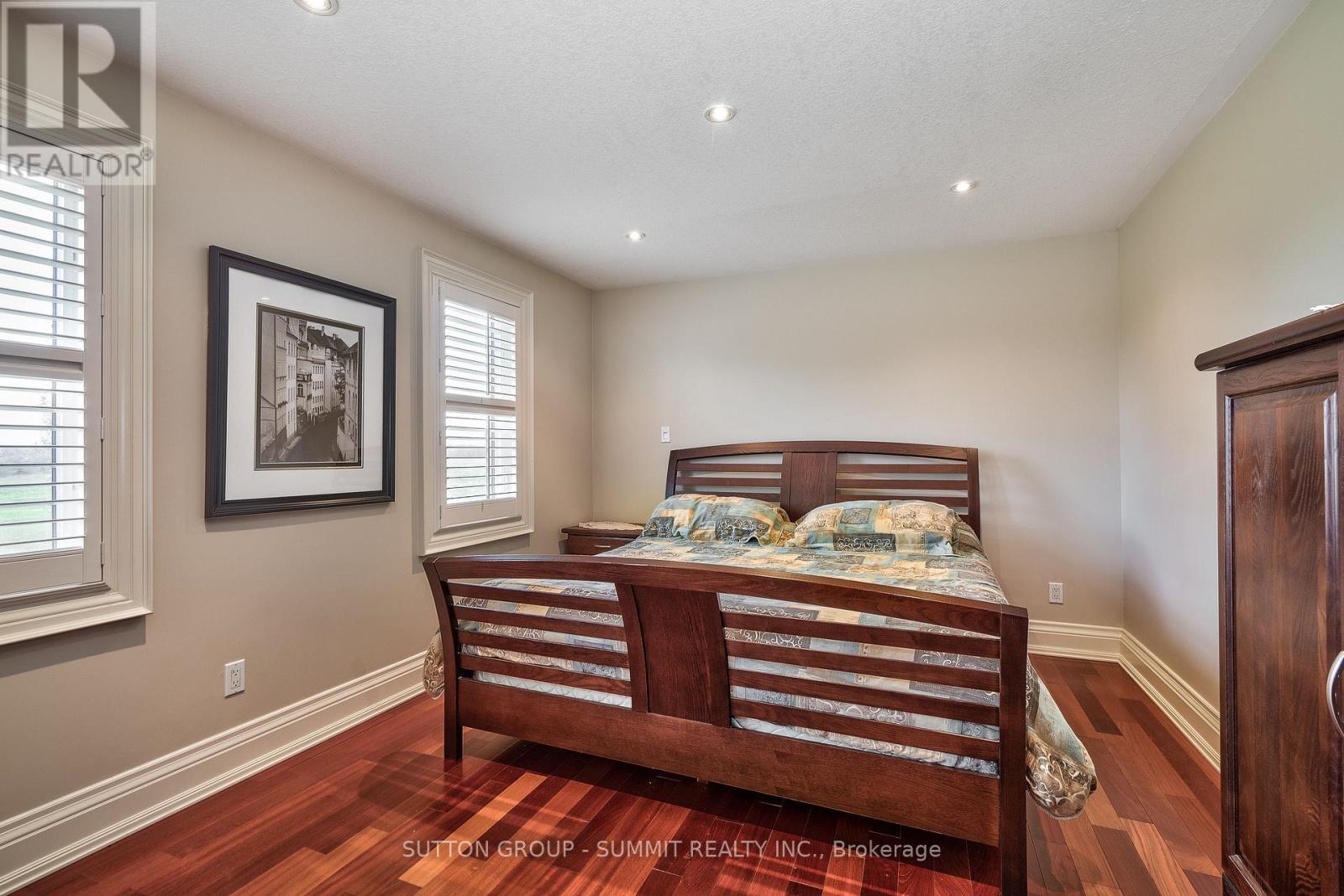 5431 Appleby Line Property Photo 21