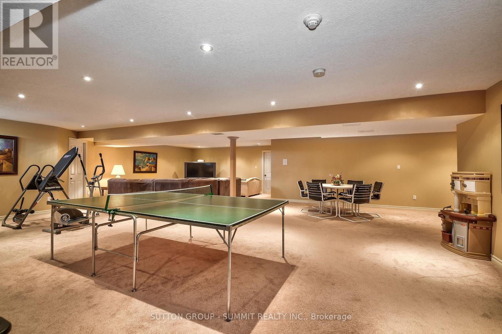 5431 Appleby Line Property Photo 23