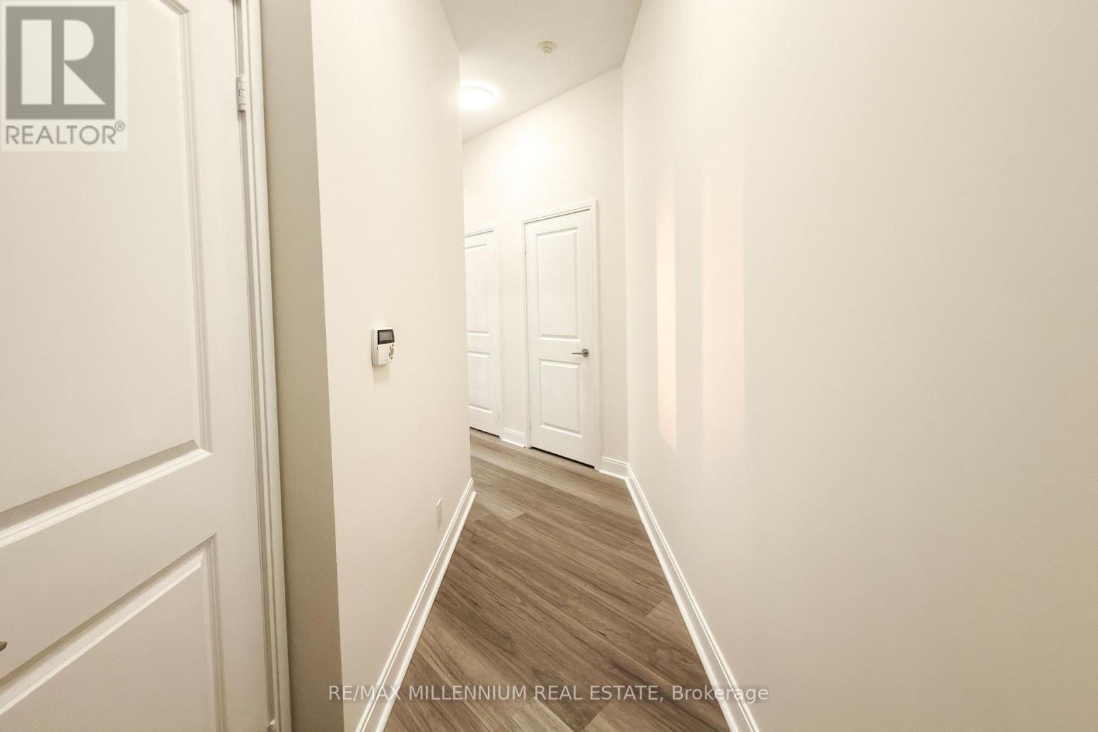 Lph06 - 80 Absolute Avenue Property Photo 7