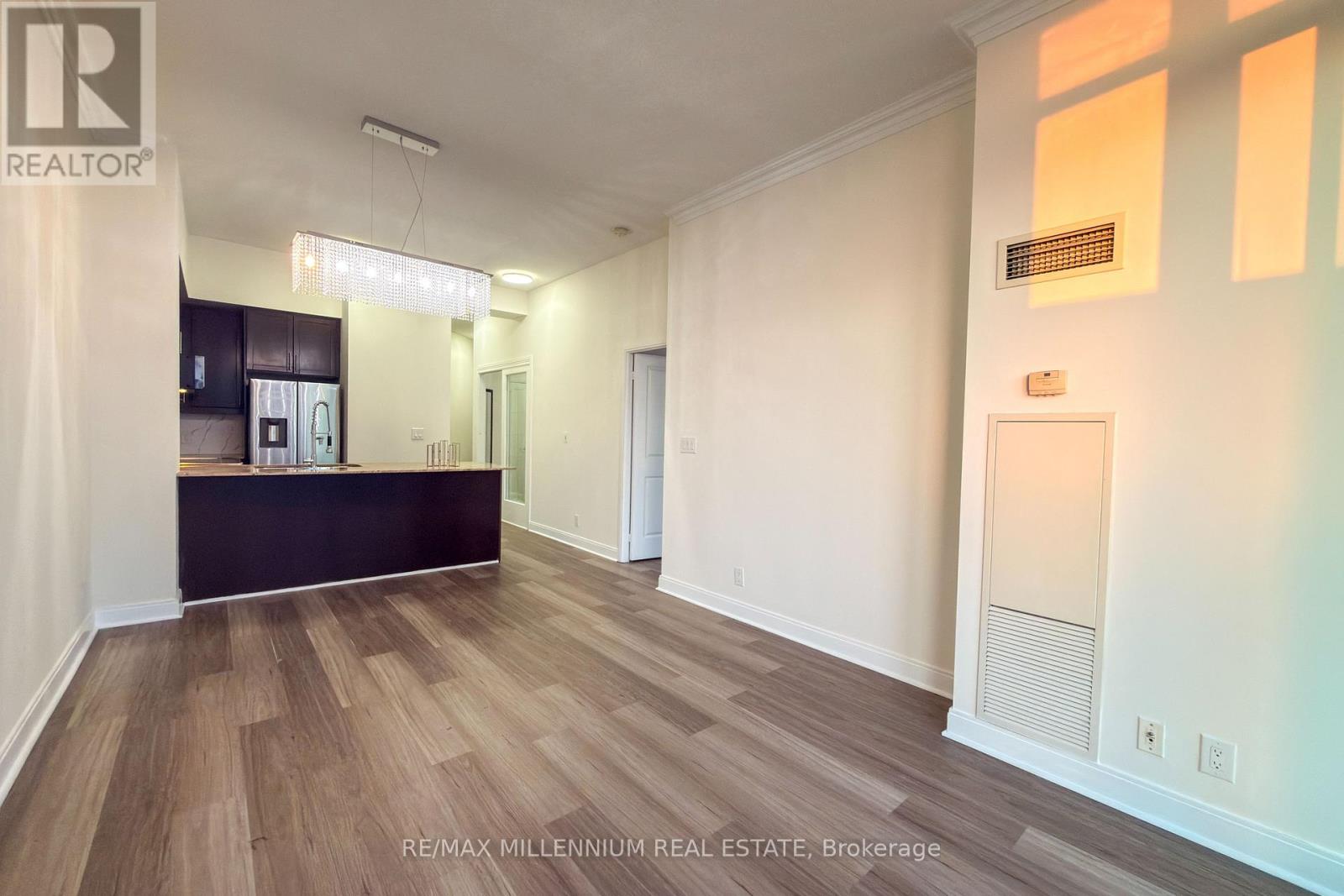 Lph06 - 80 Absolute Avenue Property Photo 22