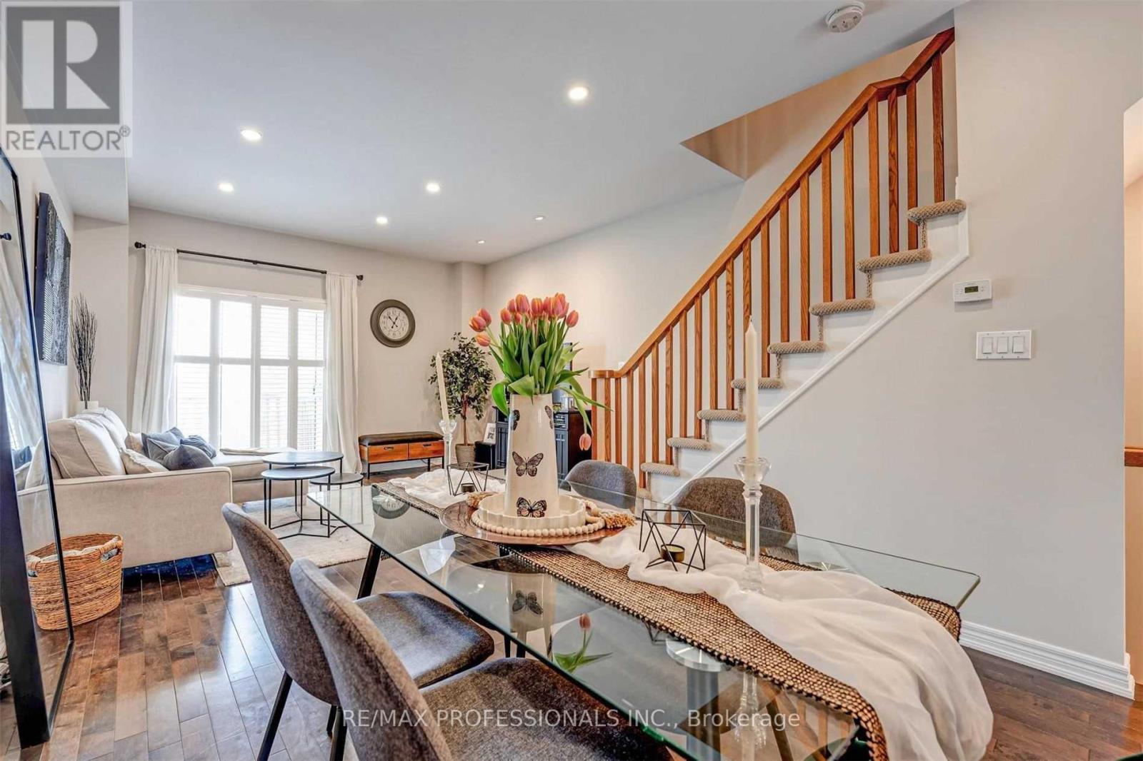 676 Rowley Common Property Photo 10
