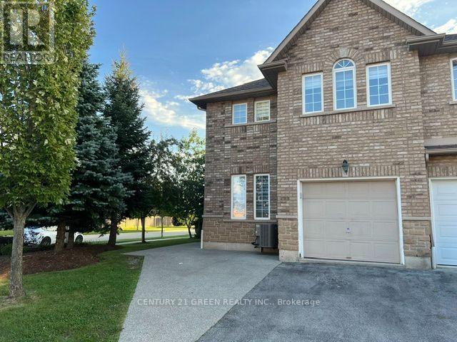 92 - 4055 Forest Run Avenue Property Photo 1
