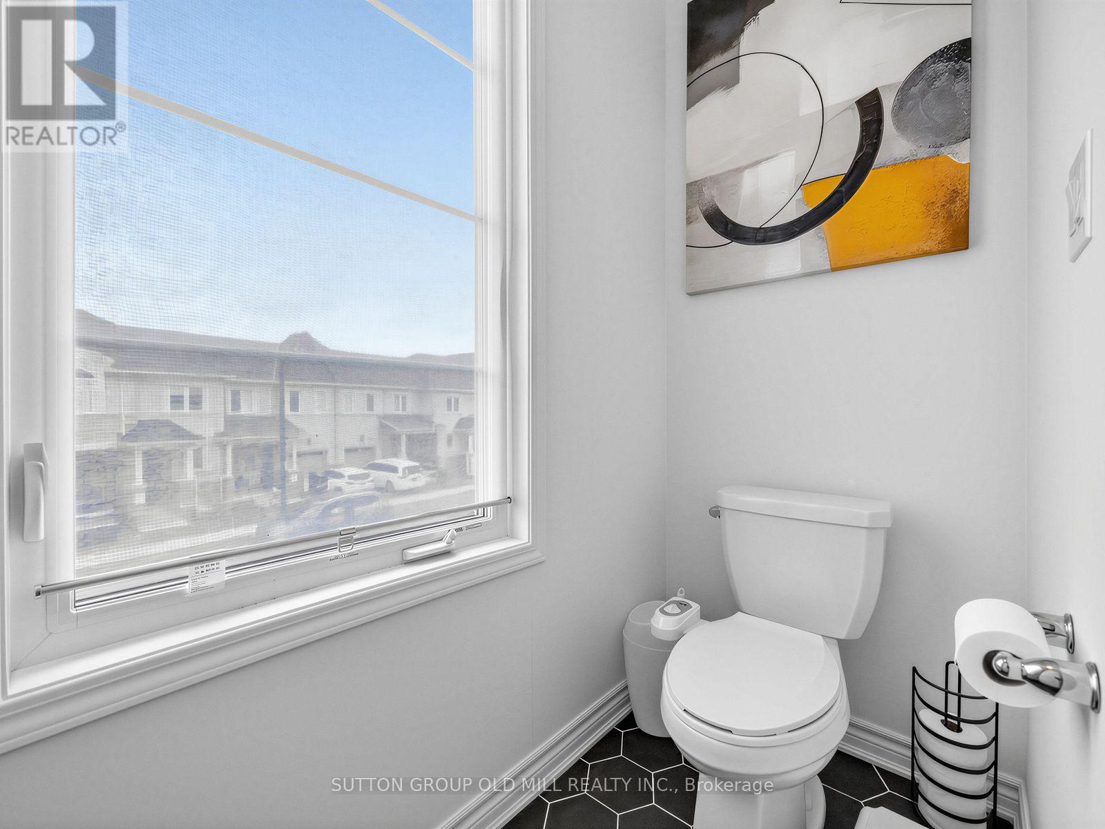 1537 Moira Crescent Property Photo 20