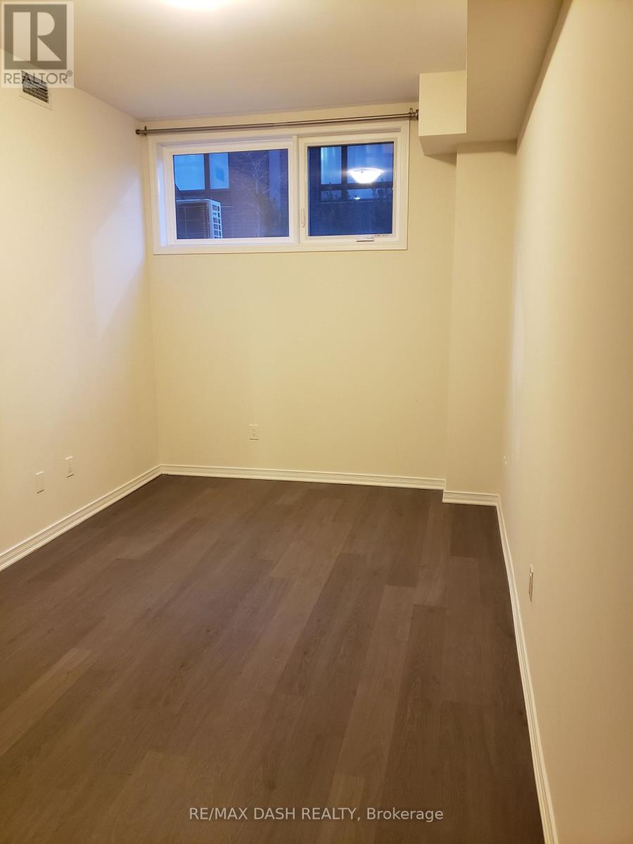 107 - 1100 Briar Hill Avenue Property Photo 8