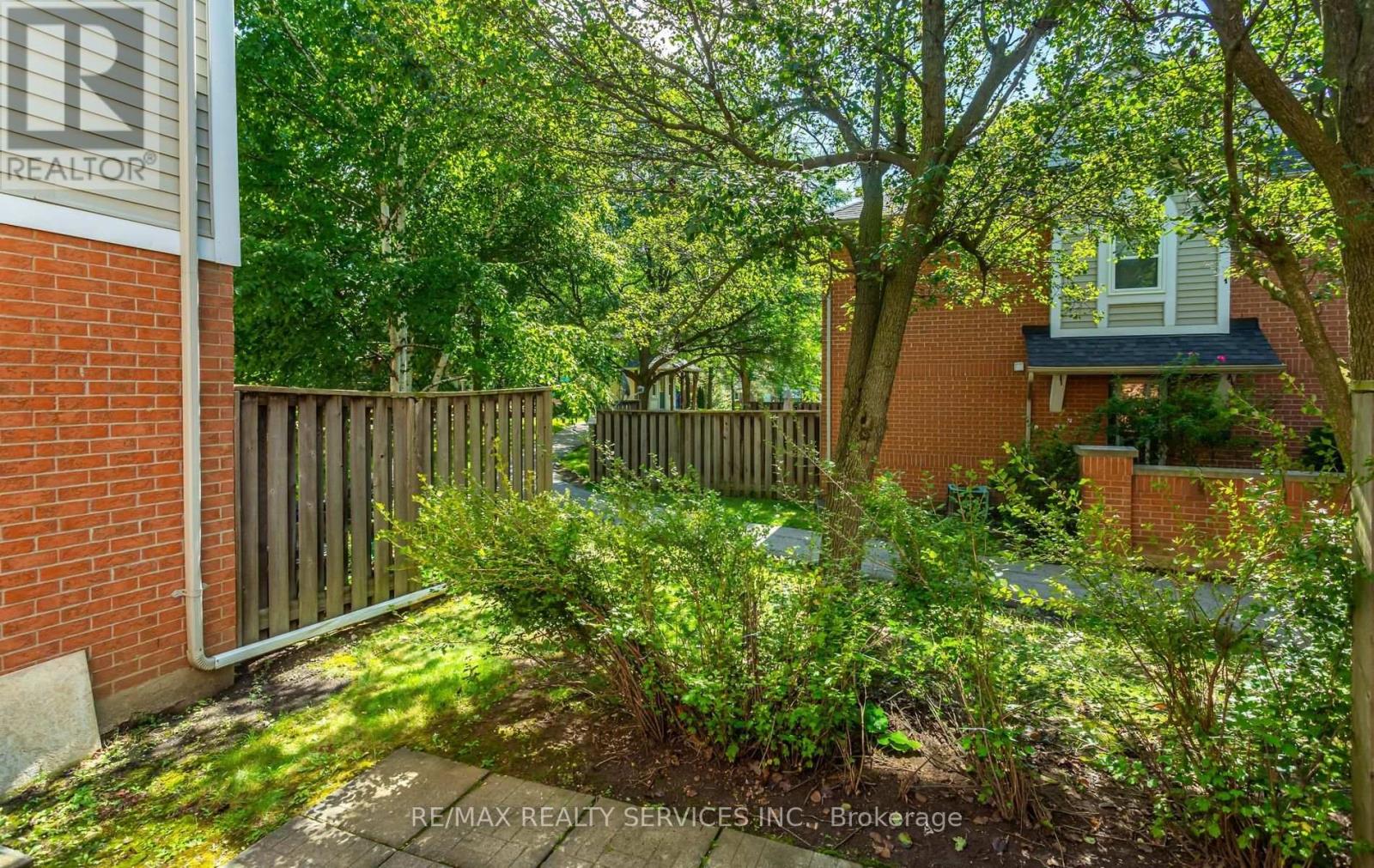40 - 5659 Glen Erin Drive Property Photo 37
