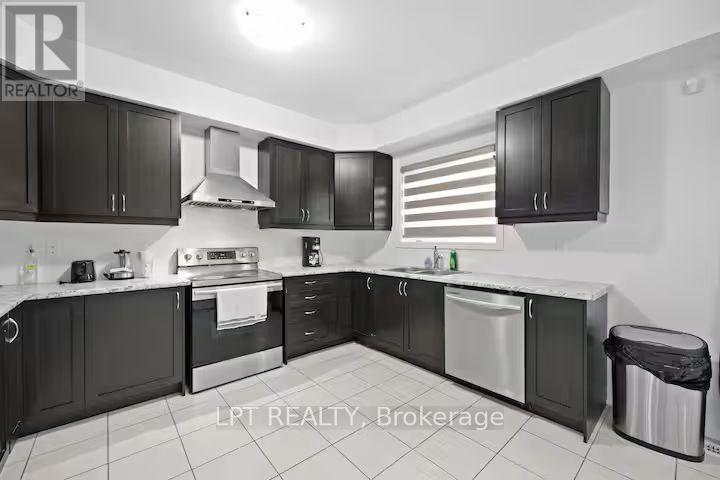 341 Remembrance Road Property Photo 12