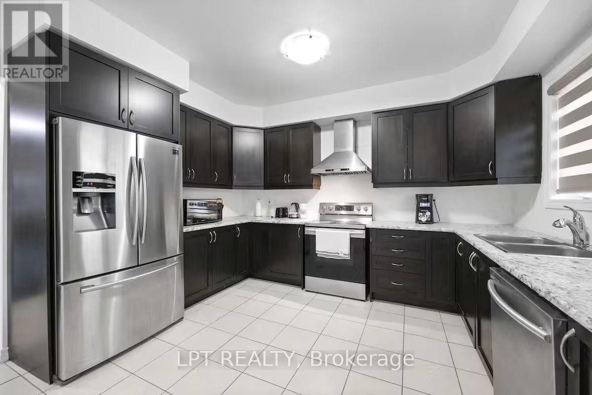 341 Remembrance Road Property Photo 14