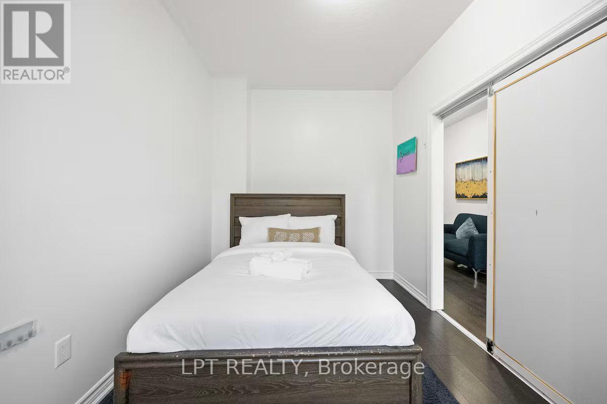 341 Remembrance Road Property Photo 18