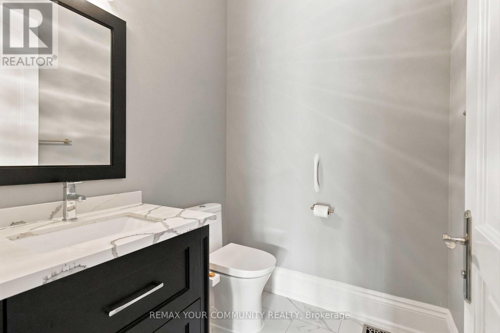 1226 Ogden Avenue Property Photo 17