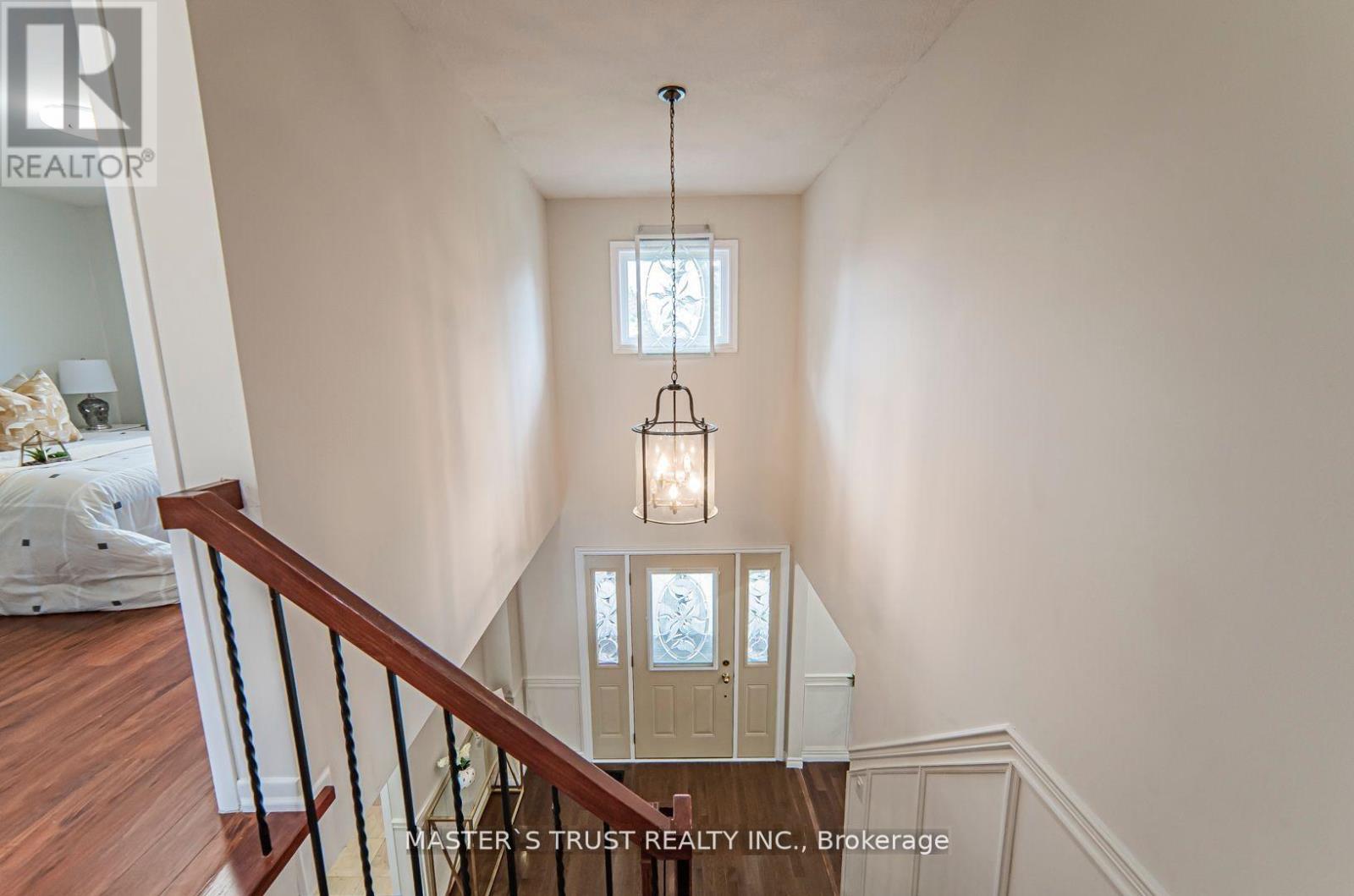 2502 Folkway Drive Property Photo 11