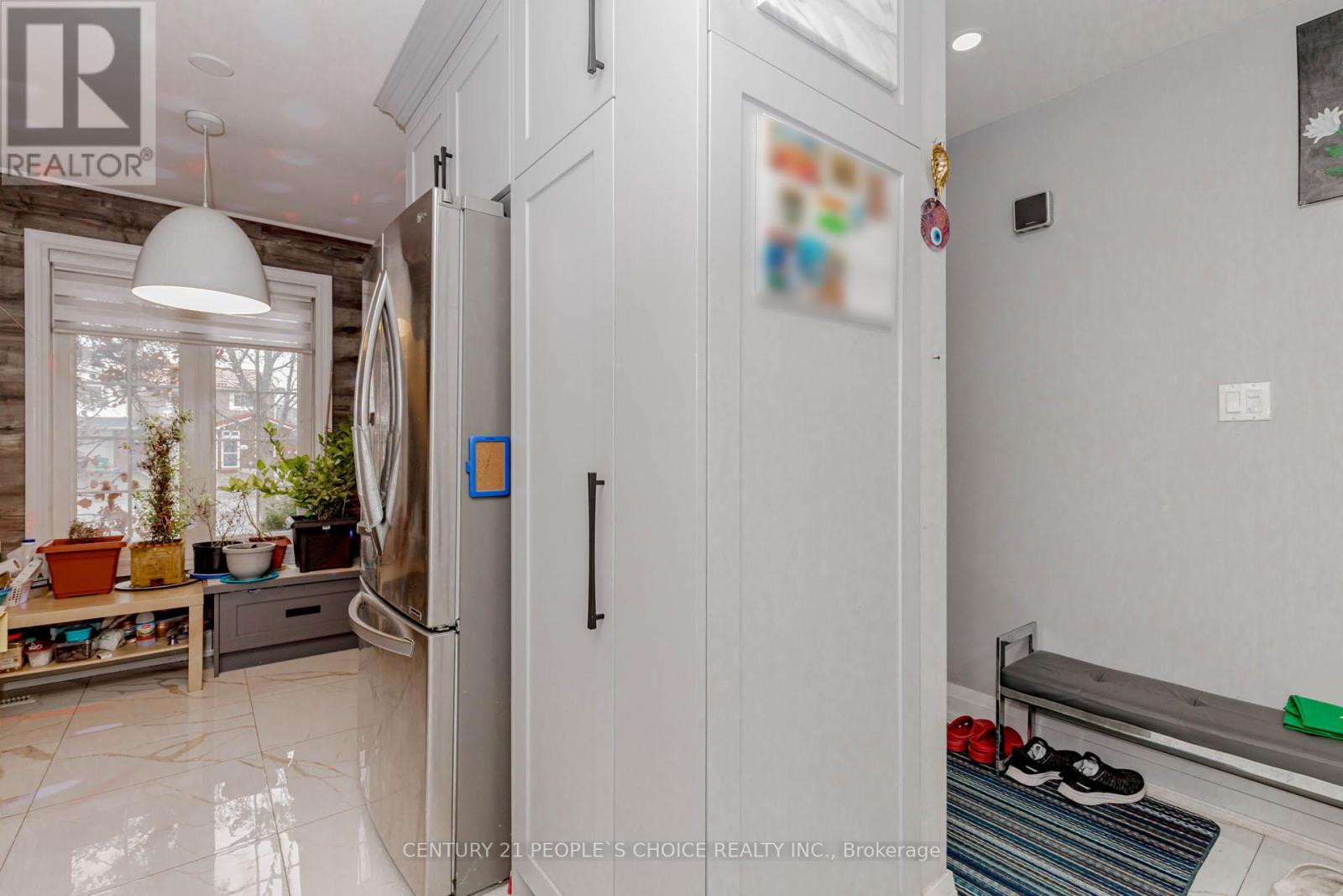 32 Elderwood Place Property Photo 10