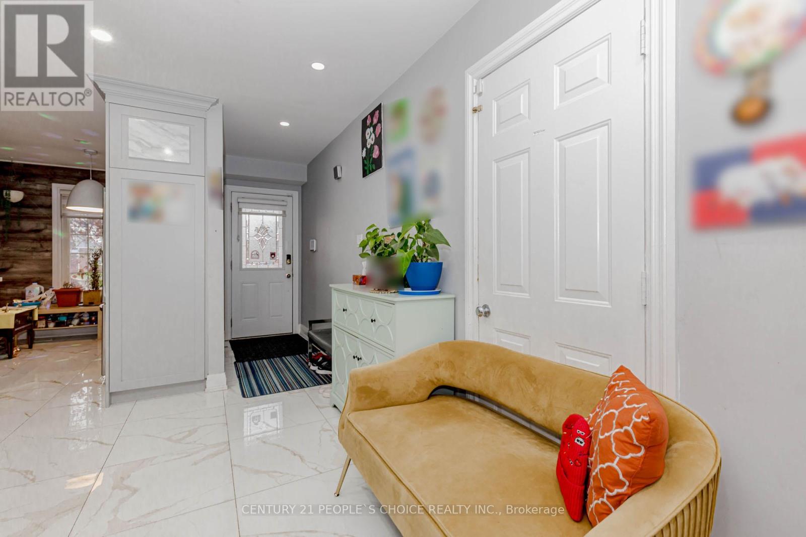 32 Elderwood Place Property Photo 14
